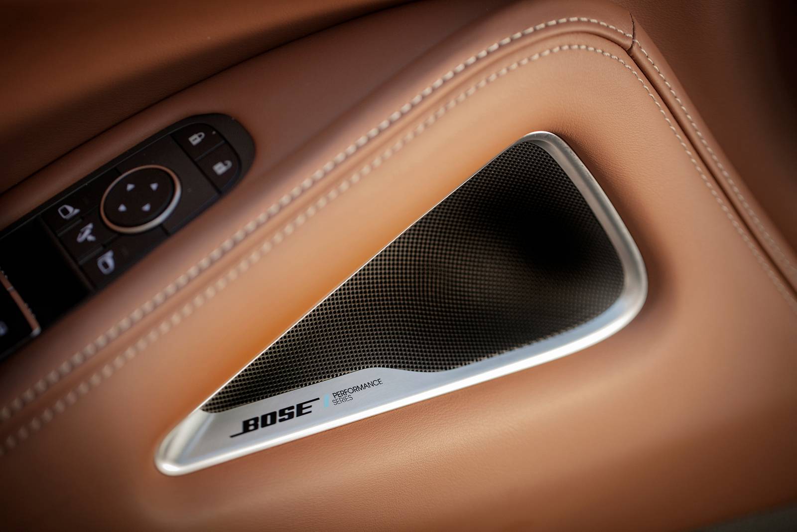 2022 Infiniti QX60 front safety DETAIL