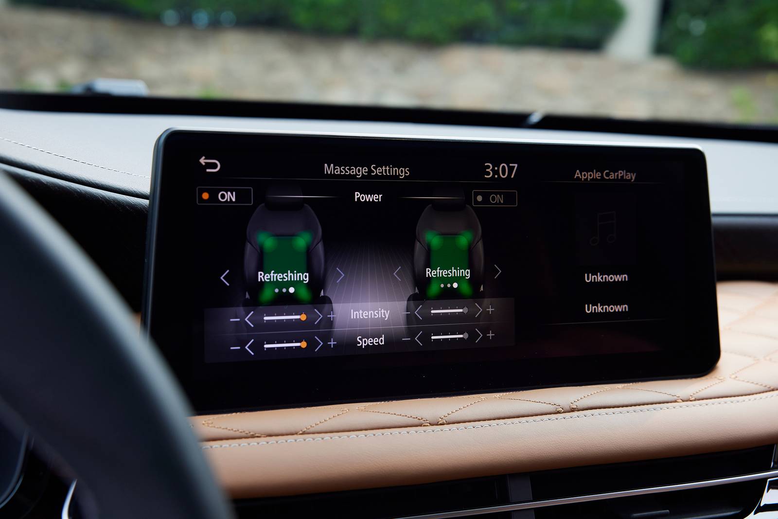 2025 Infiniti QX60 front safety CC