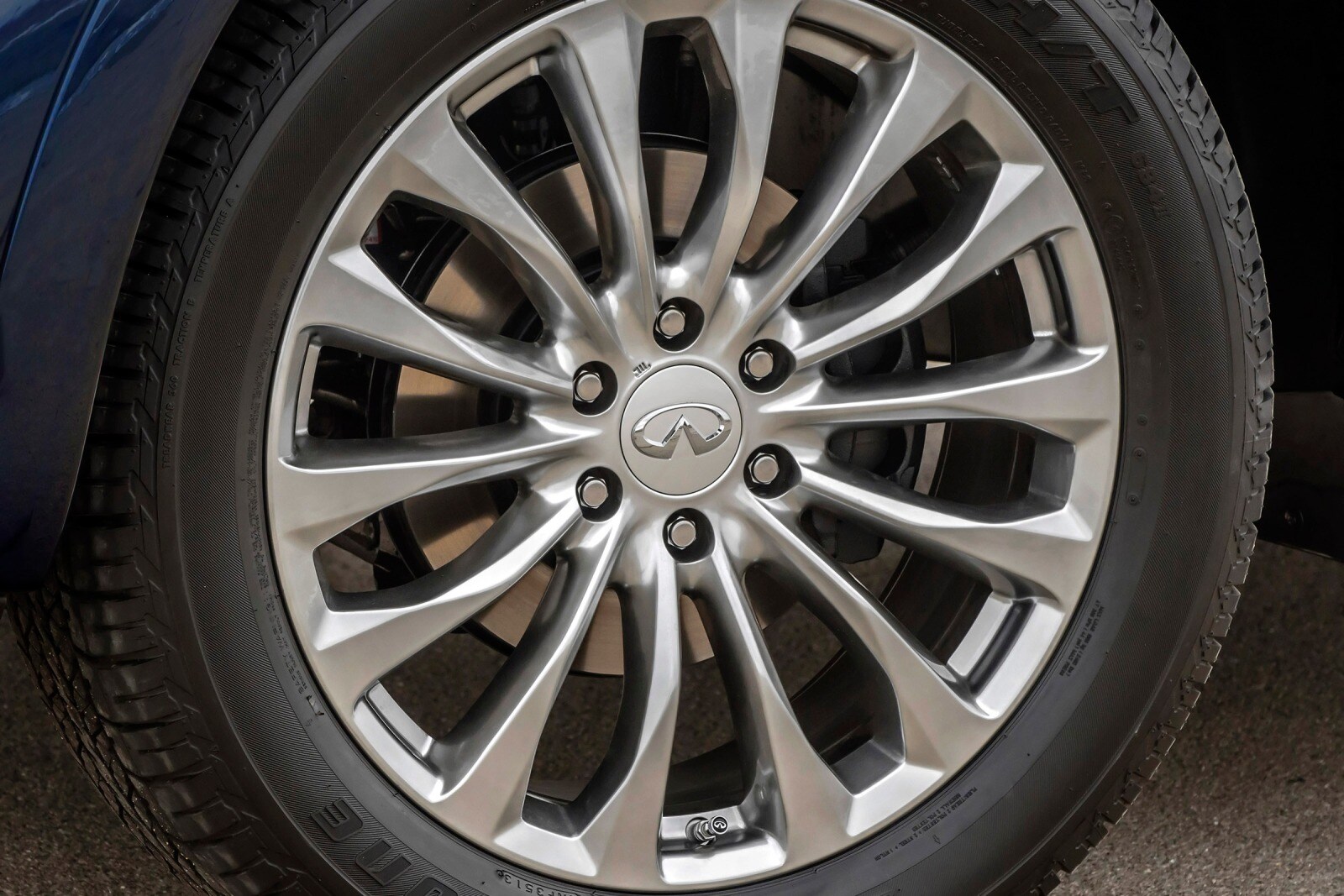 2016 Infiniti Qx80 exterior W