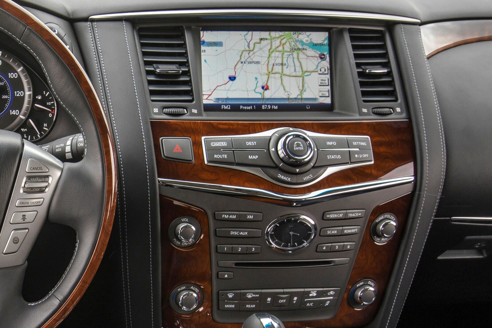 2017 Infiniti Qx80 interior NAVSYS