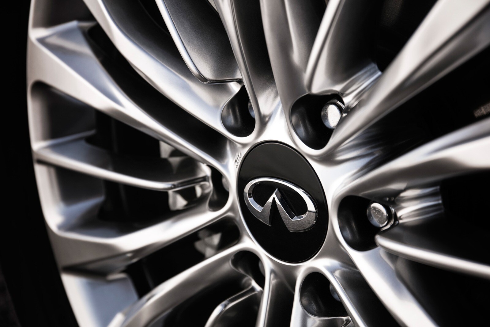 2018 Infiniti Qx80 exterior W