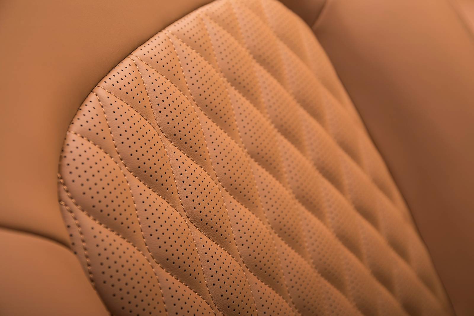 2019 Infiniti QX80 front safety DETAIL