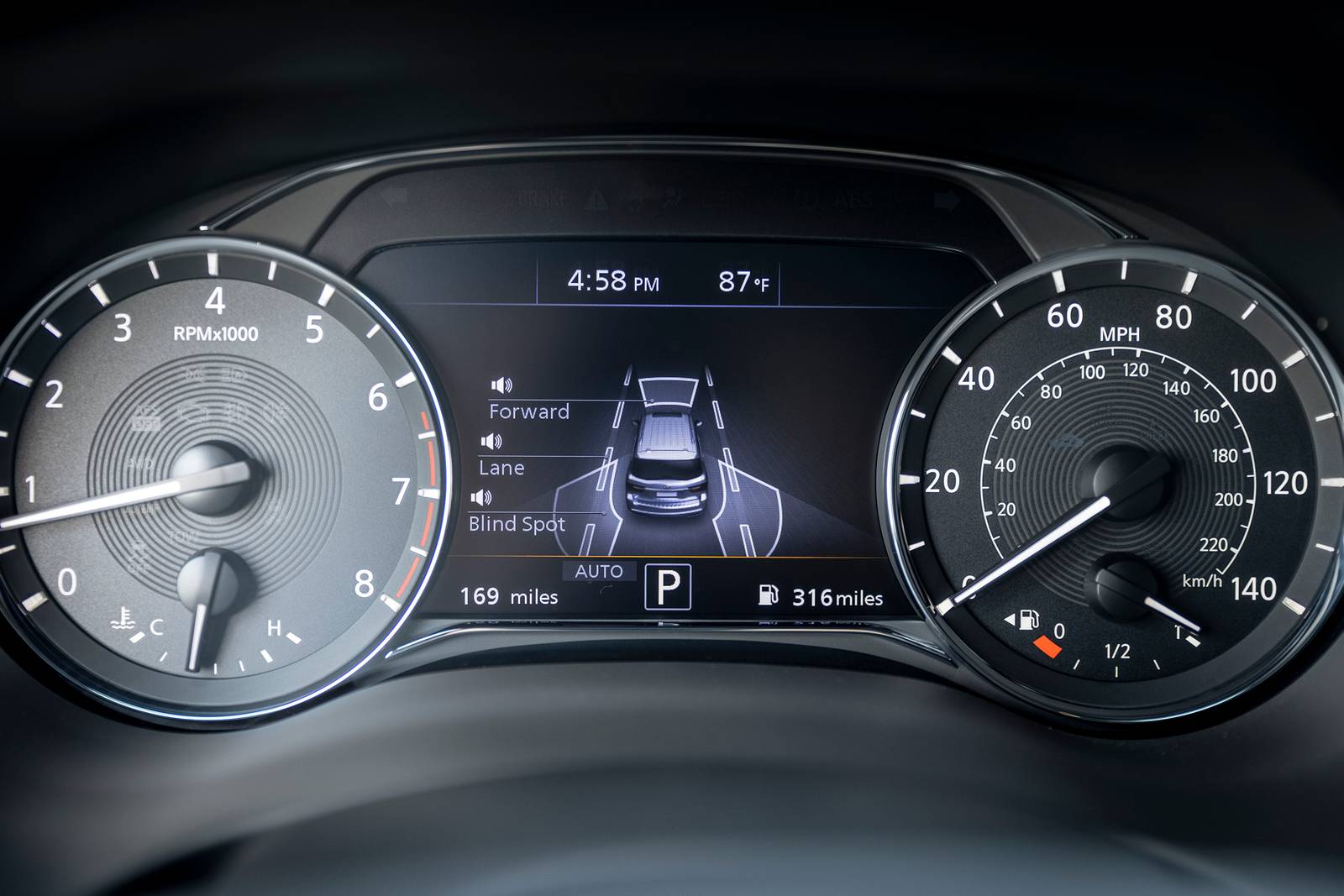 2023 Infiniti Qx80 interior G