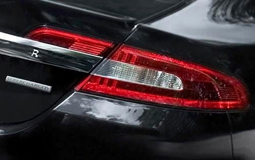 2011 Jaguar XF exterior FBDG
