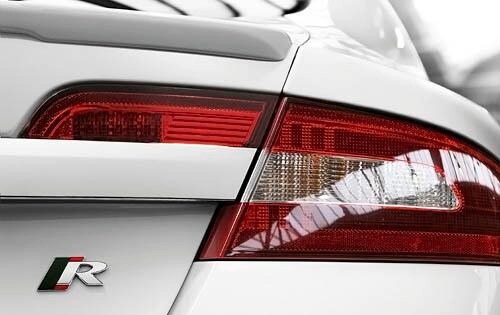 2011 Jaguar XF exterior FBDG