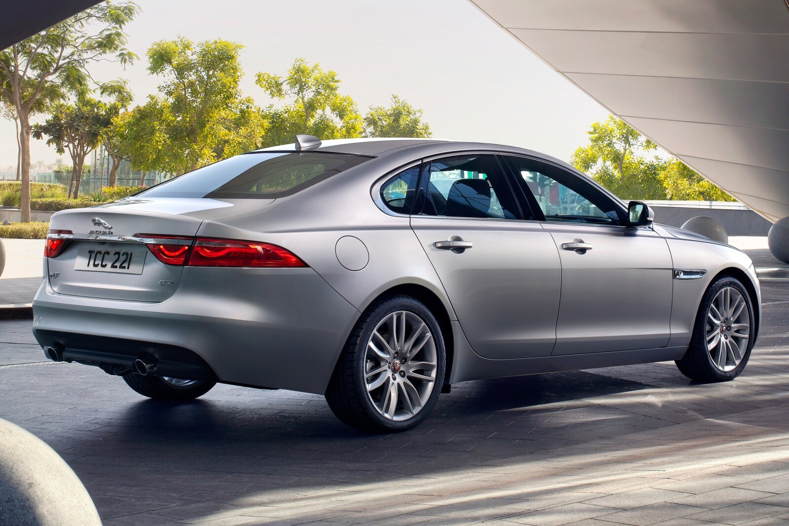 2017 Jaguar Xf exterior F