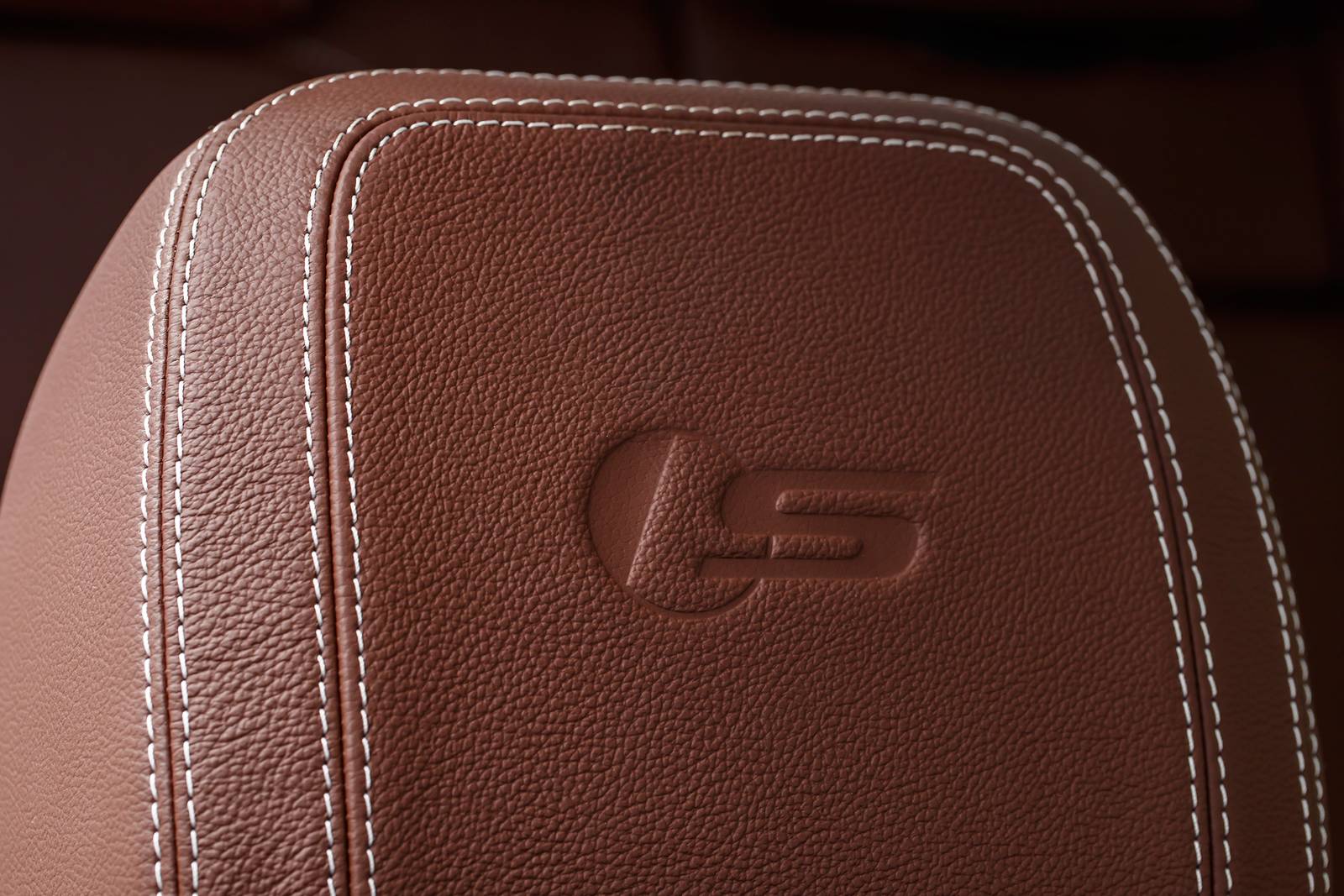 2018 Jaguar XF interior DETAIL