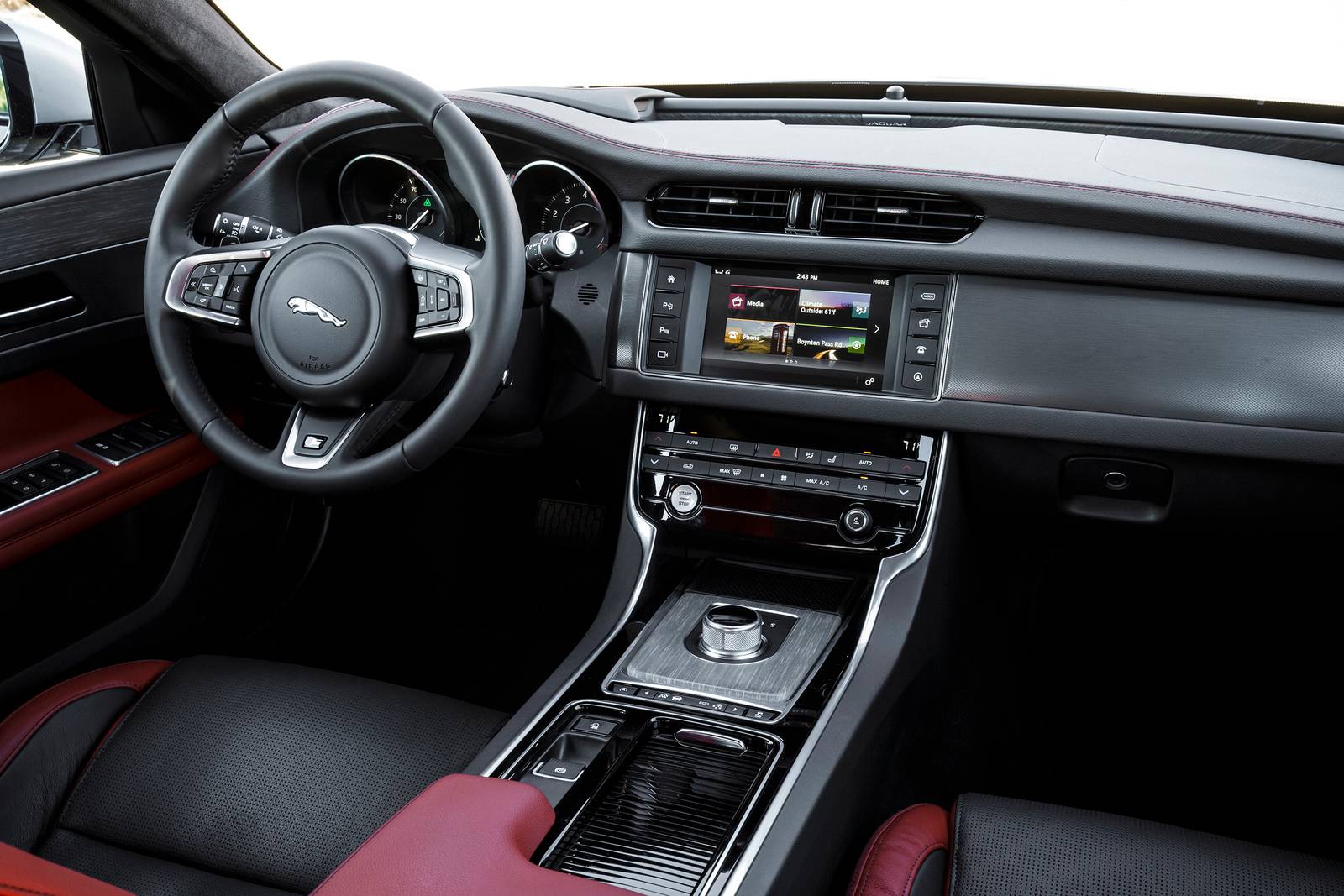 2019 Jaguar XF front safety D