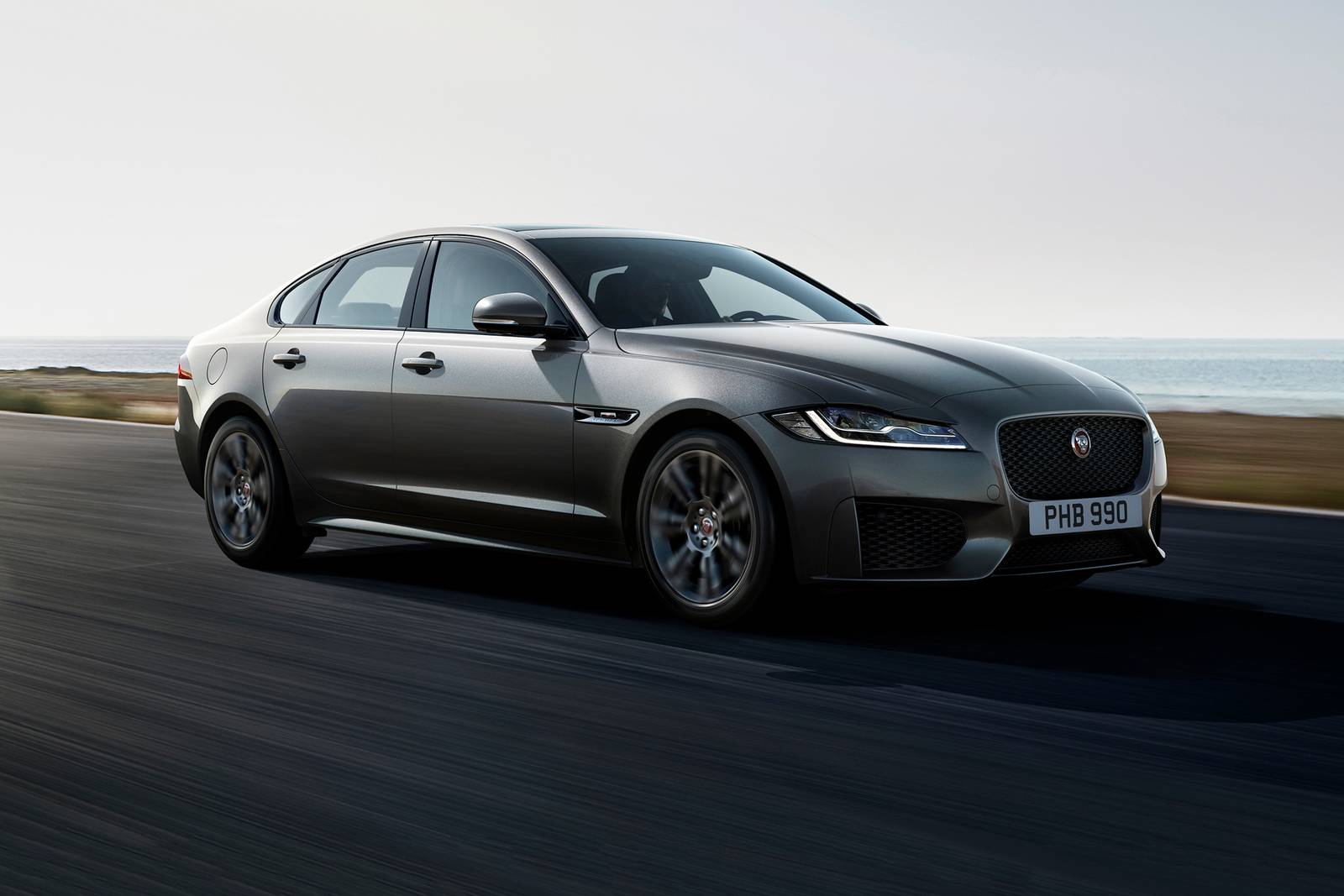 2020 Jaguar Xf exterior FQ