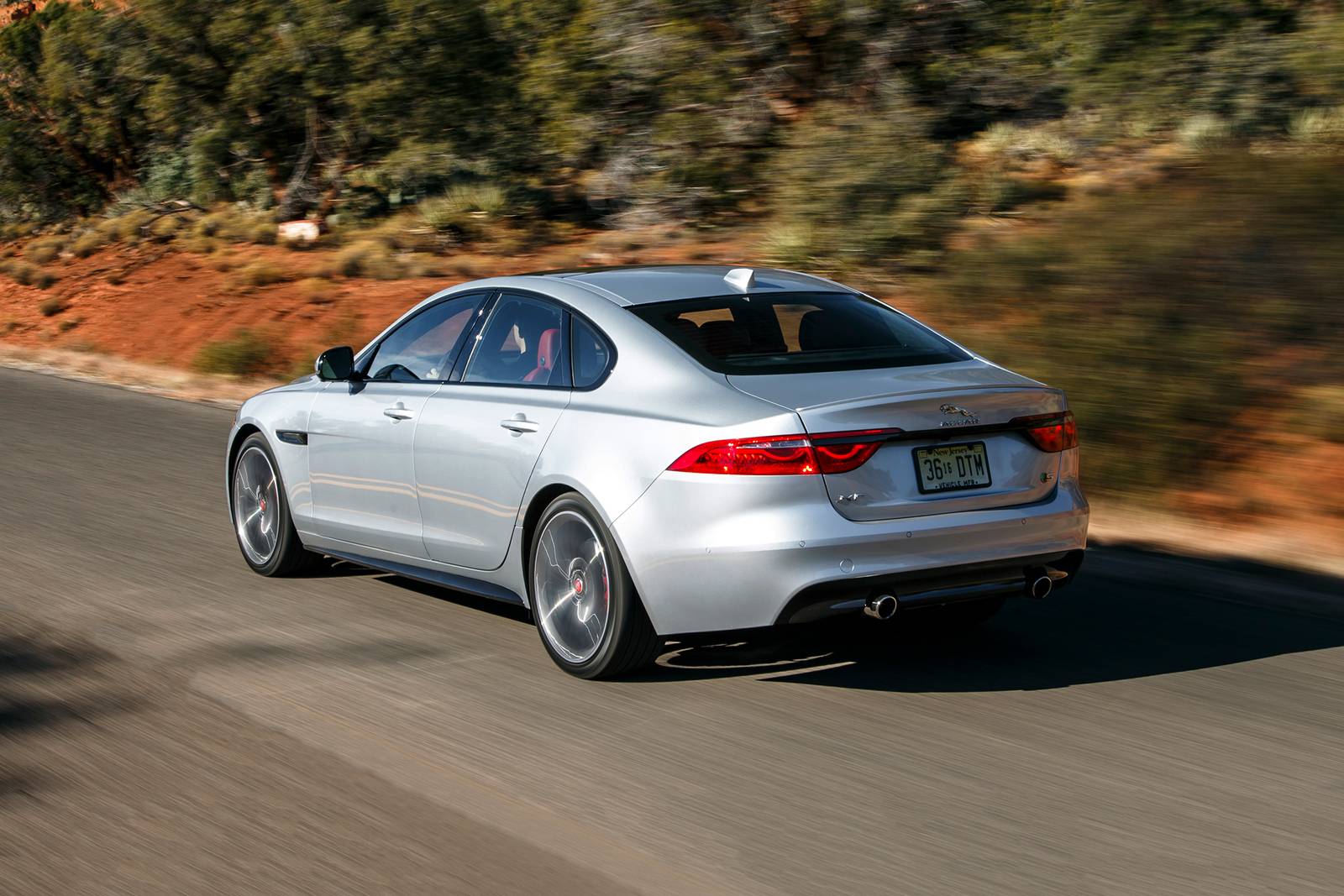 2020 Jaguar Xf exterior F