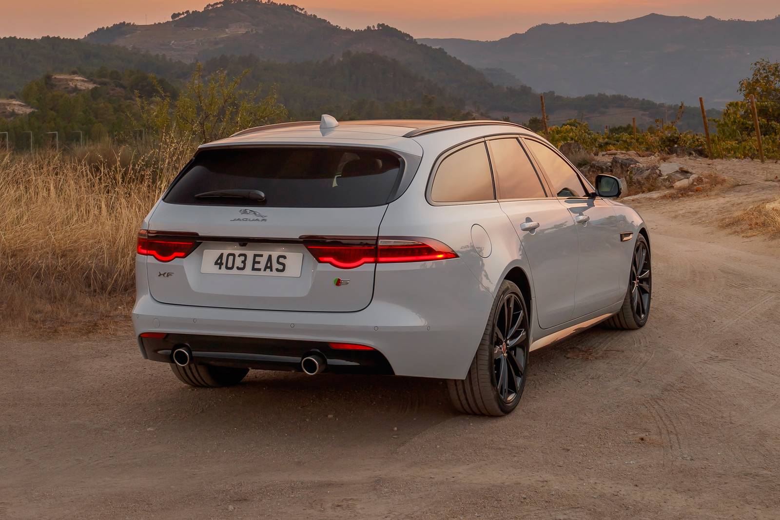 2020 Jaguar Xf exterior F