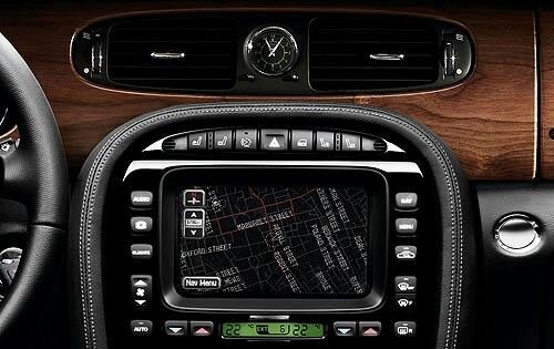 2009 Jaguar XJ interior CC