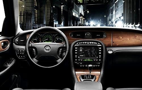 2009 Jaguar XJ interior I