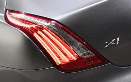 2011 Jaguar XJ — OEM photo 5