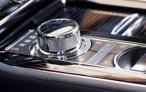 2011 Jaguar XJ interior CC