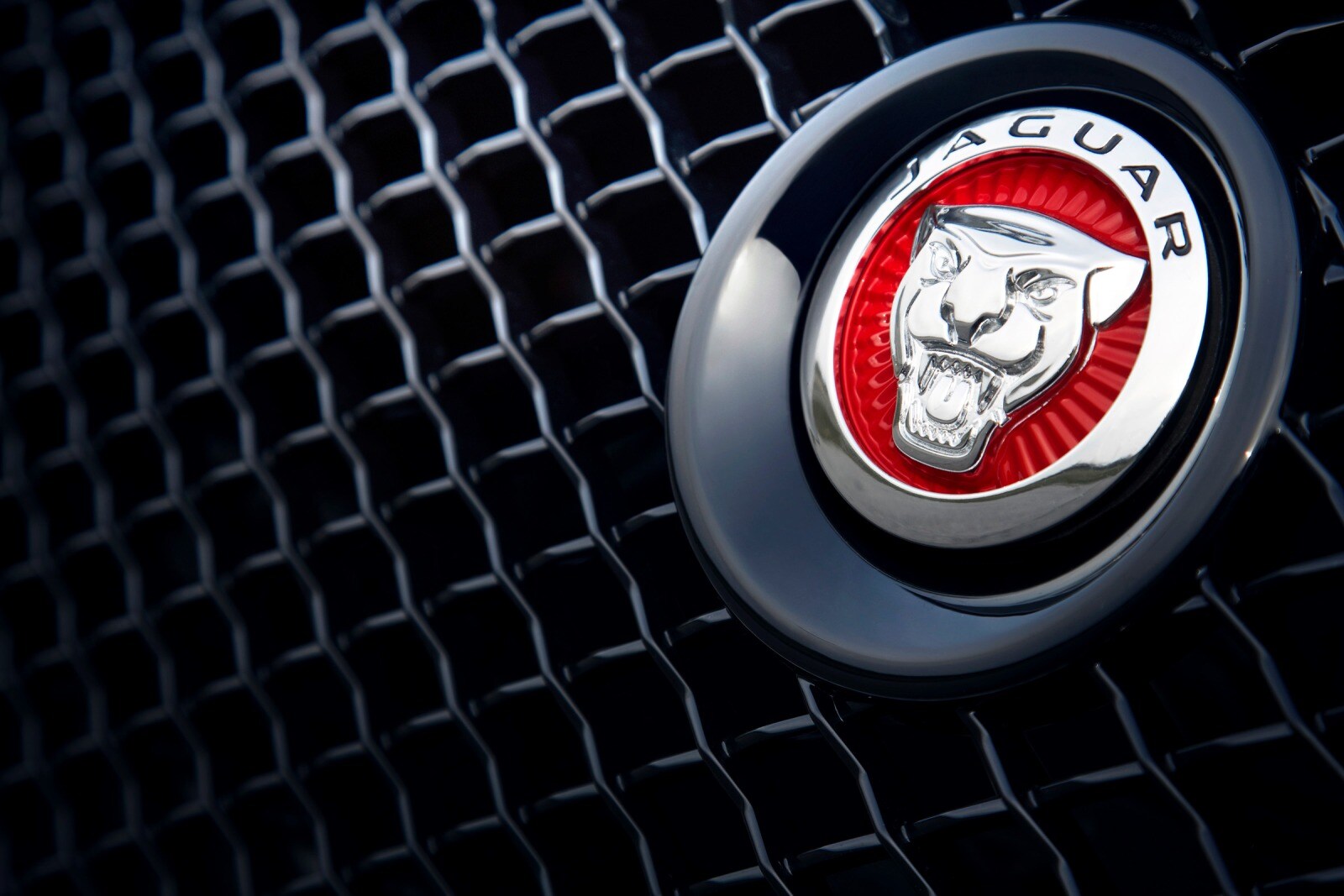 2016 Jaguar XJ front safety FBDG