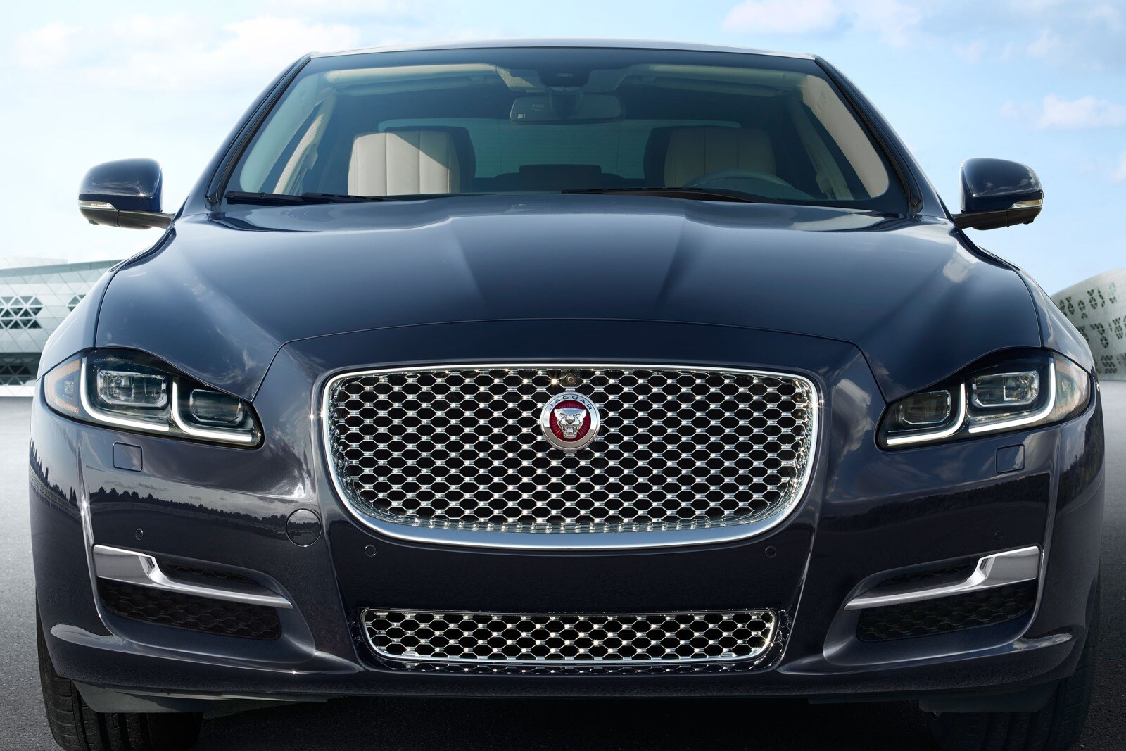 2017 Jaguar XJ exterior F