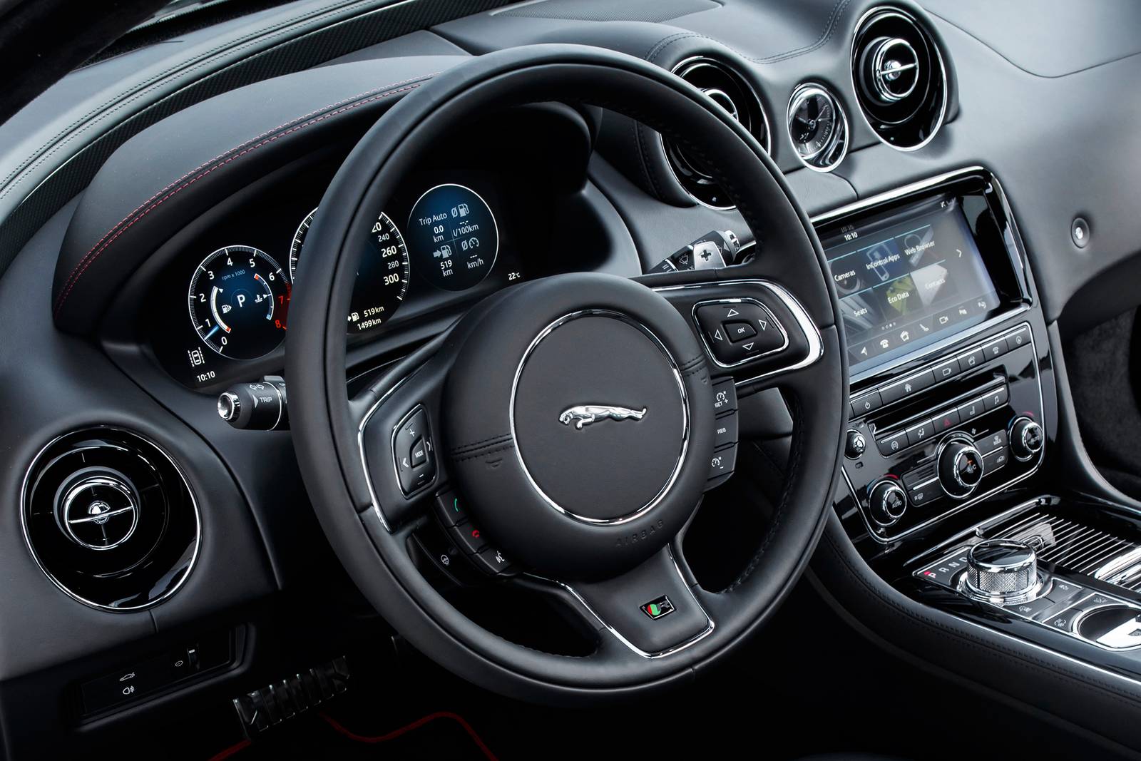 2018 Jaguar Xj interior SWD