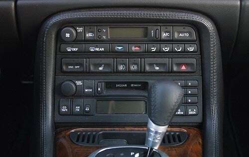2000 Jaguar XK-Series interior CC