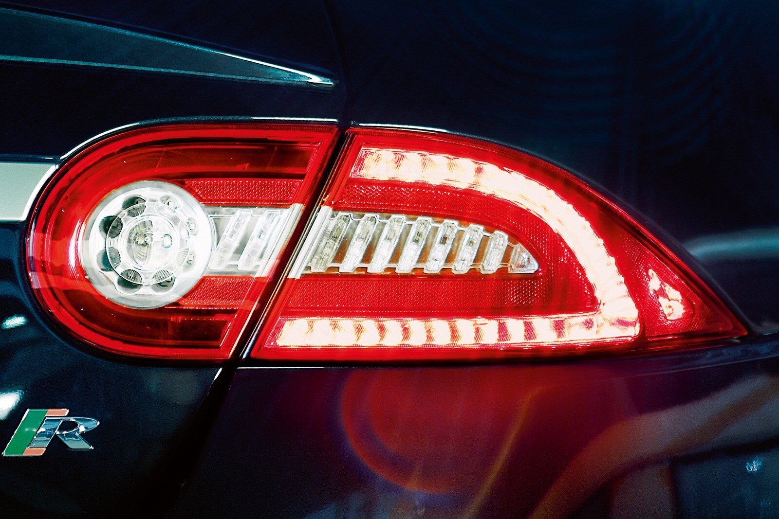 2010 Jaguar XK exterior EDETAIL