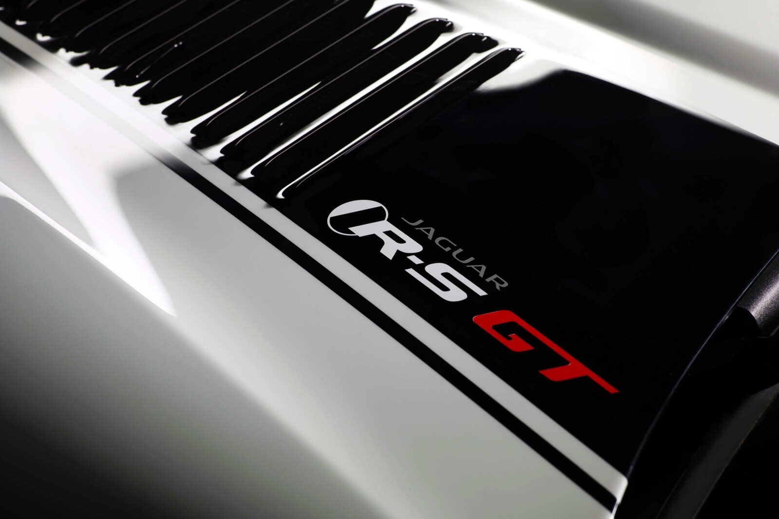 2014 Jaguar XK exterior EDETAIL