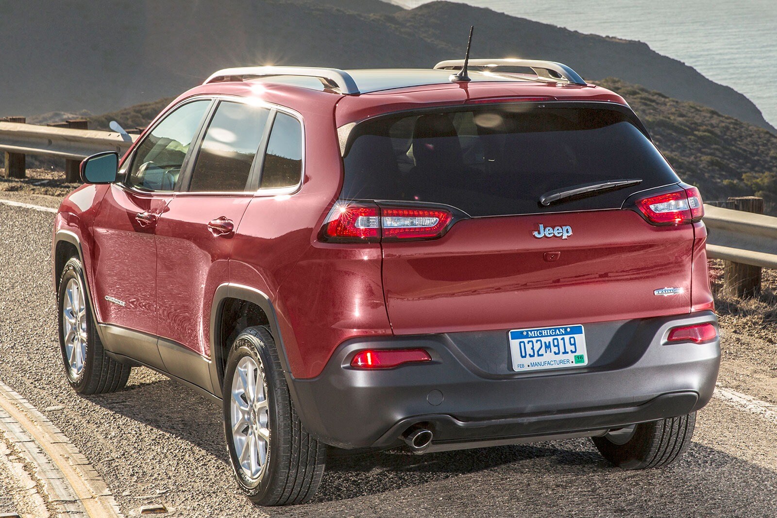 2015 Jeep Cherokee front safety FQ