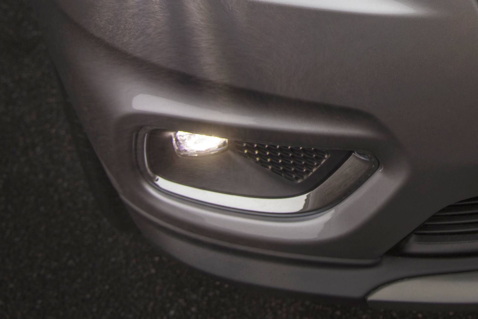 2019 Jeep Cherokee exterior FOG