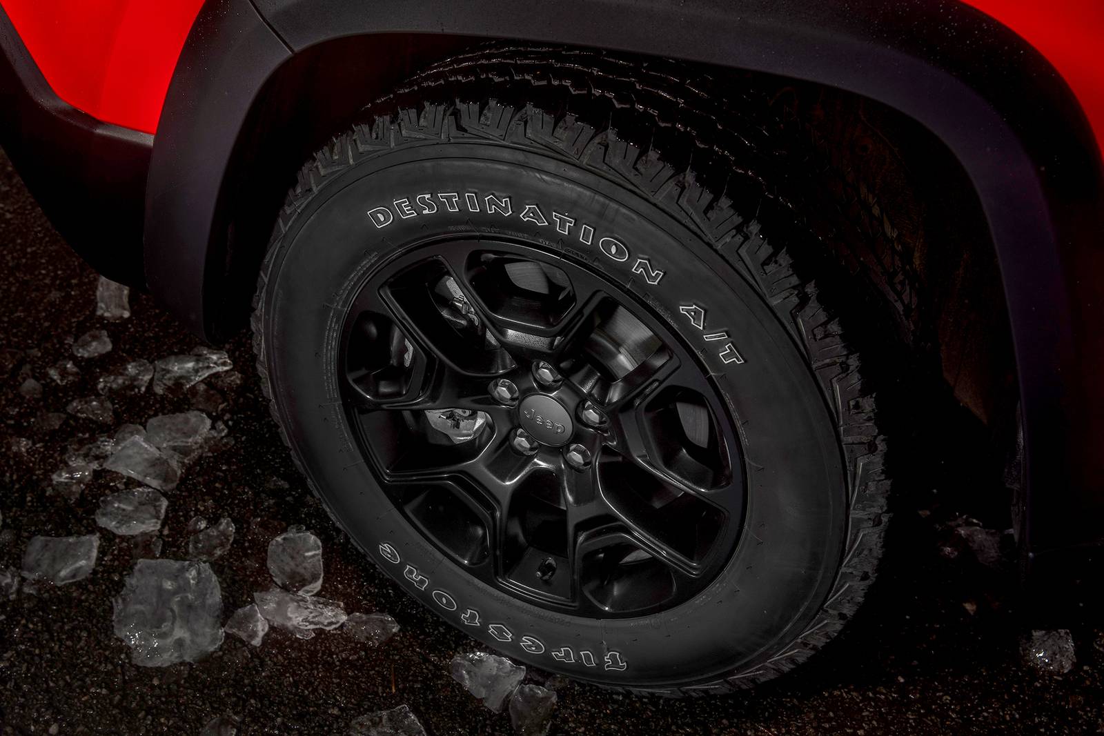 2019 Jeep Cherokee exterior W