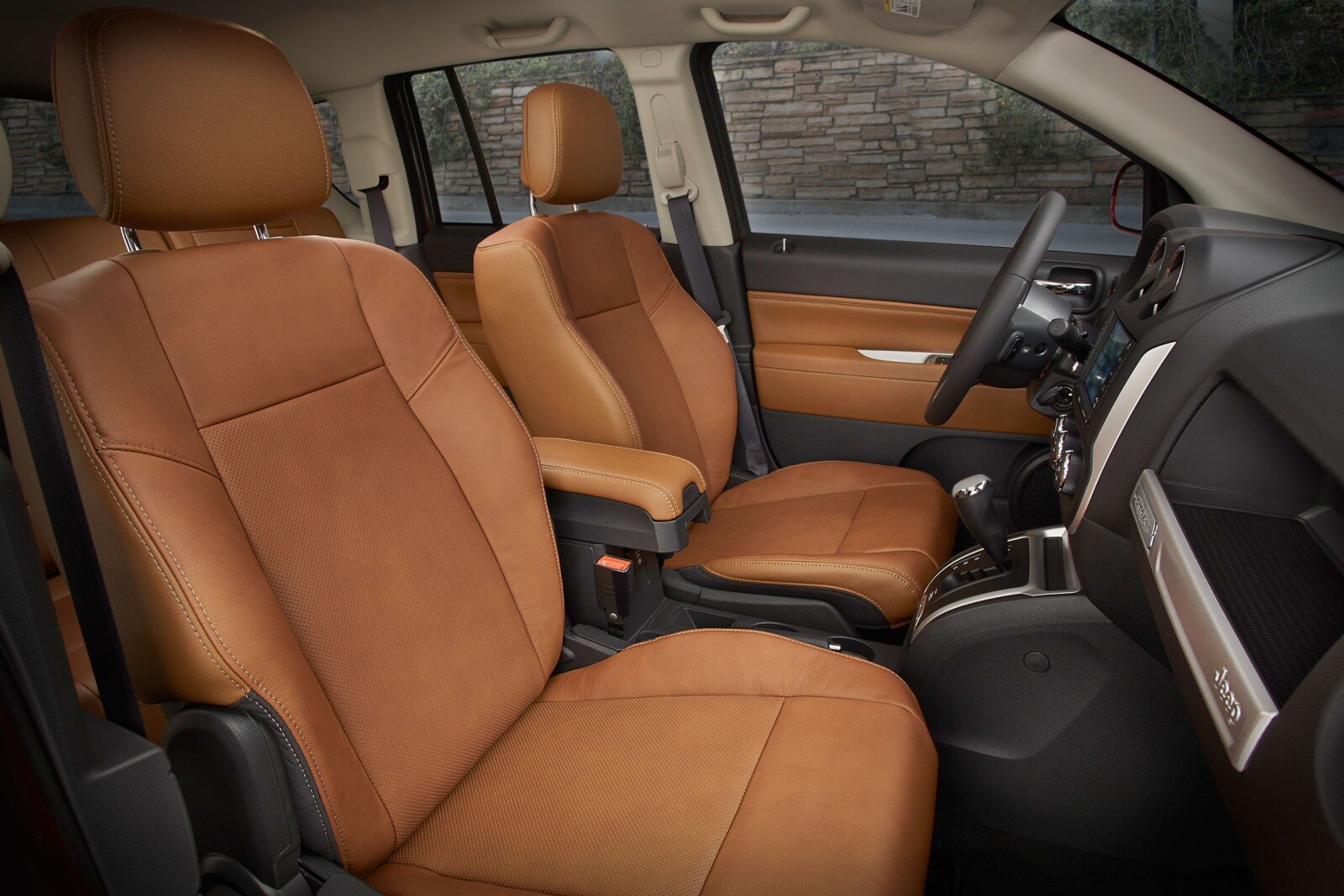 2015 Jeep Compass interior I
