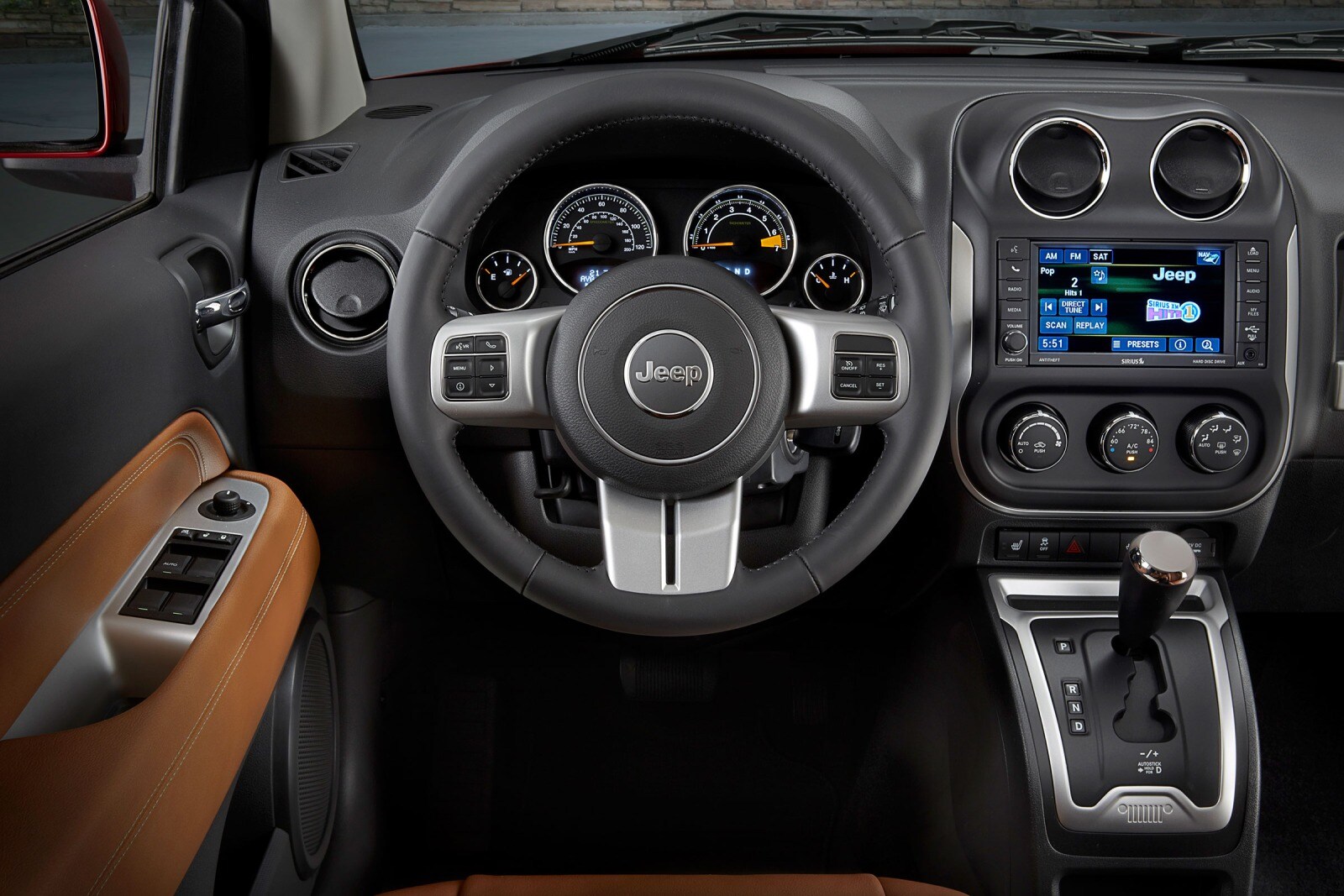2017 Jeep Compass interior I