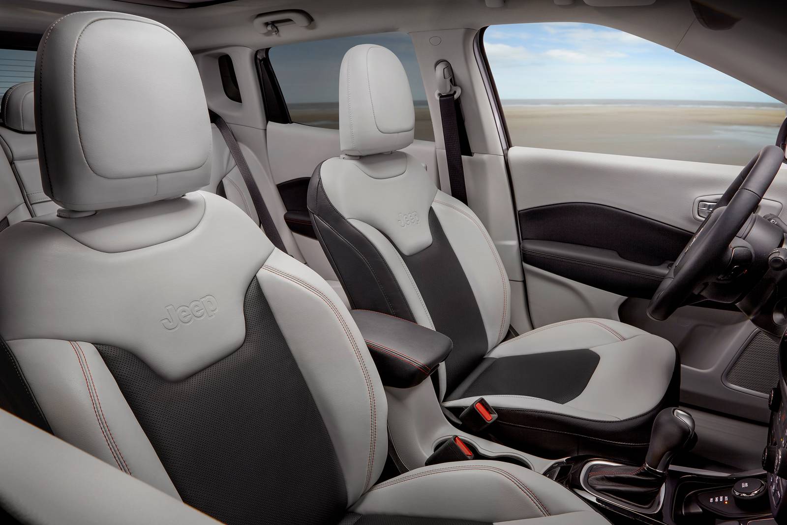 2018 Jeep Compass interior I