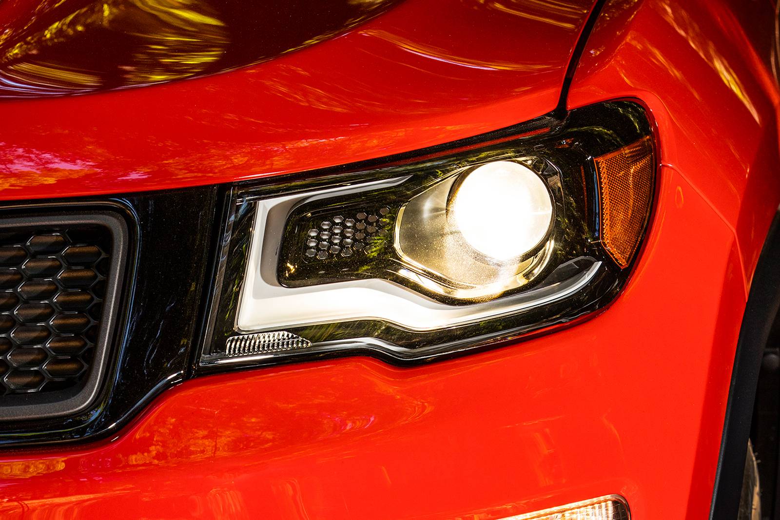 2020 Jeep Compass exterior EDETAIL