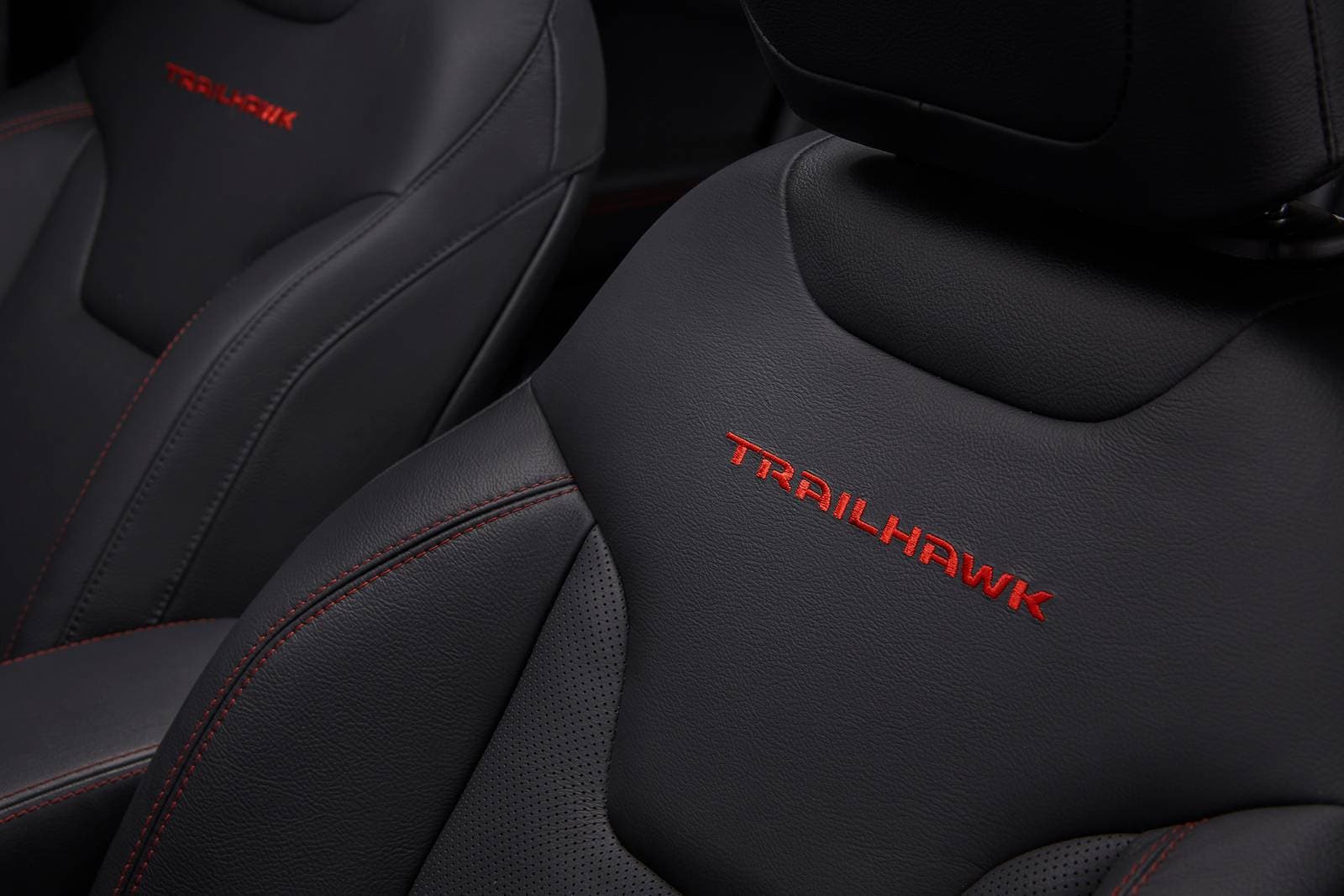 2020 Jeep Compass interior DETAIL