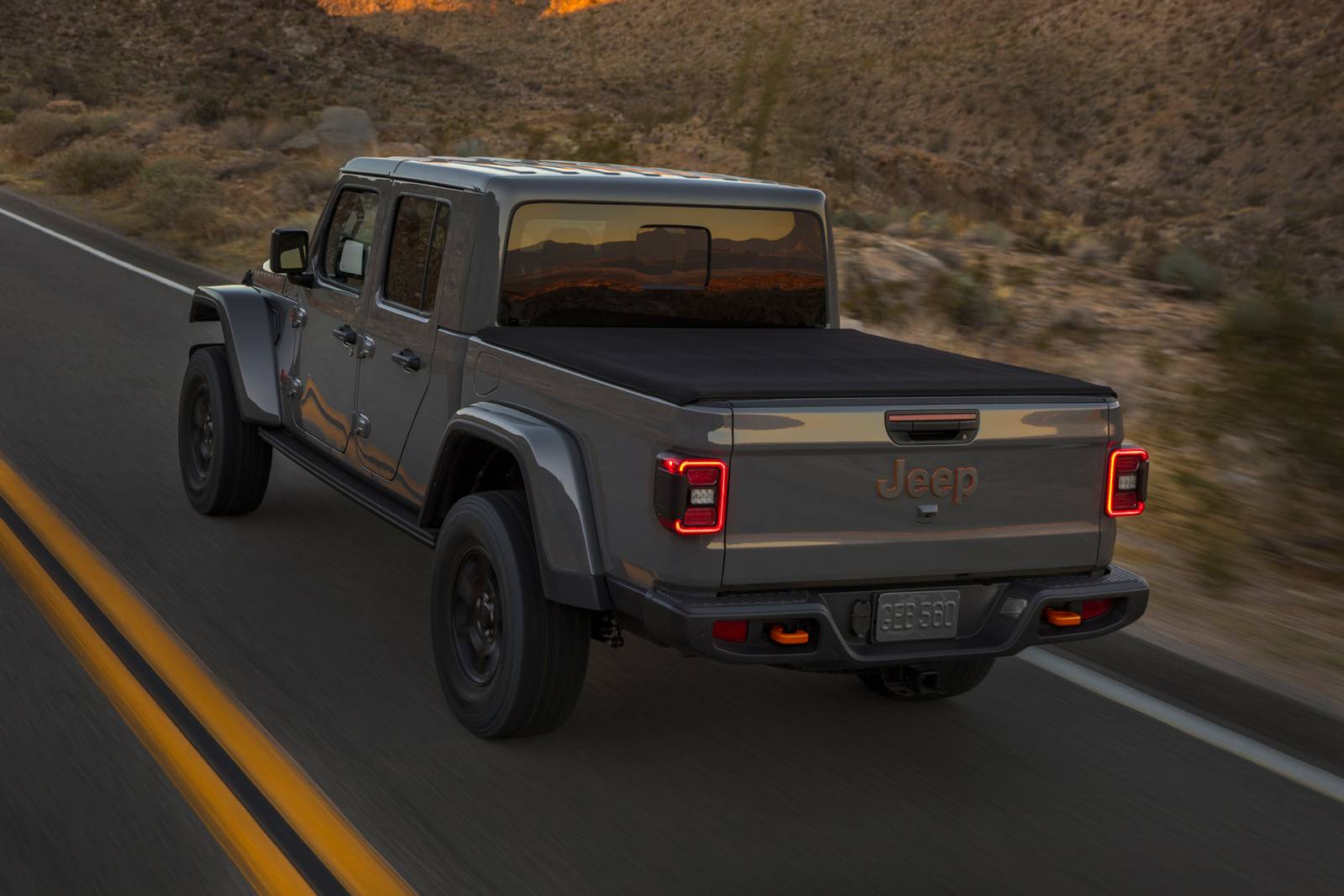 2020 Jeep Gladiator exterior FQ