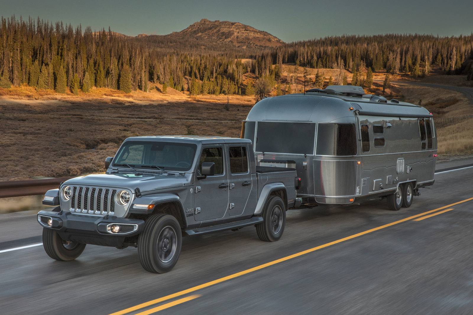 2020 Jeep Gladiator exterior LIFE1