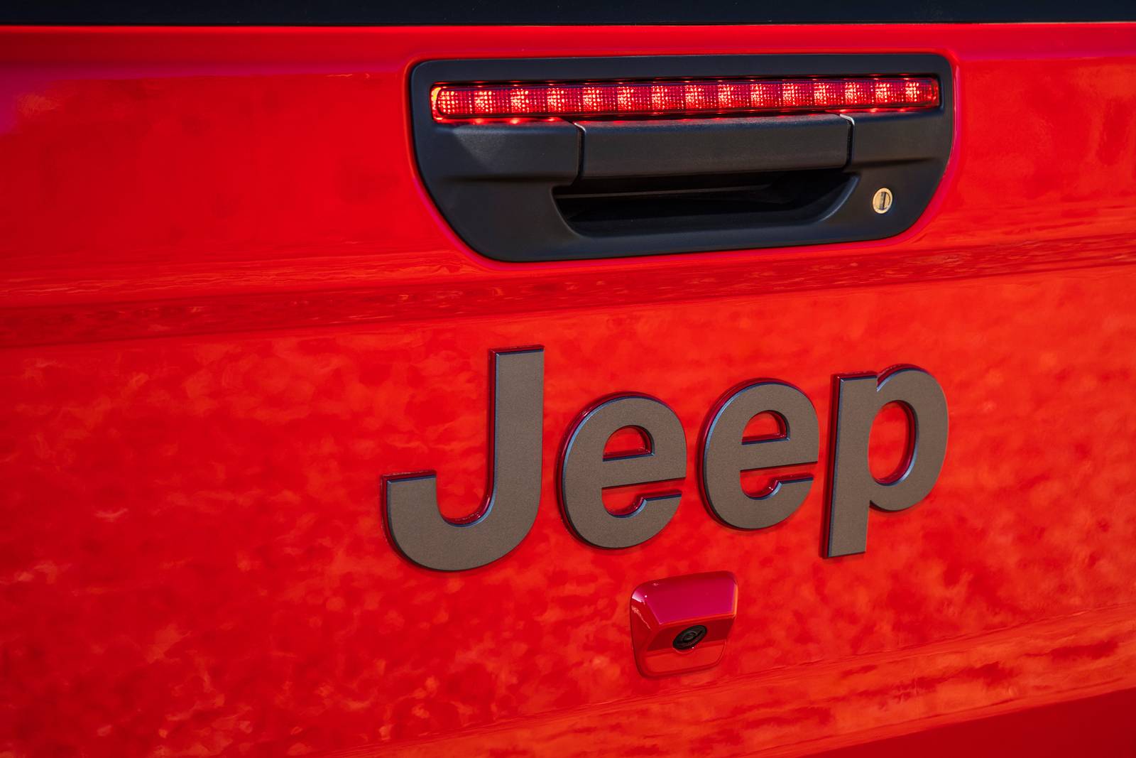 2020 Jeep Gladiator exterior RBDG