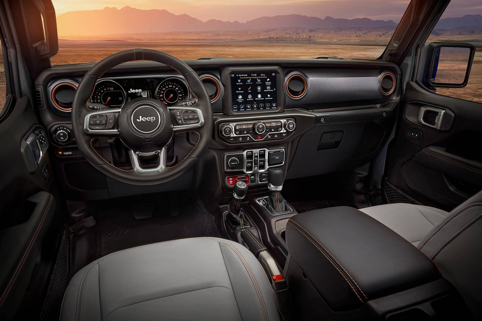 2022 Jeep Gladiator interior D
