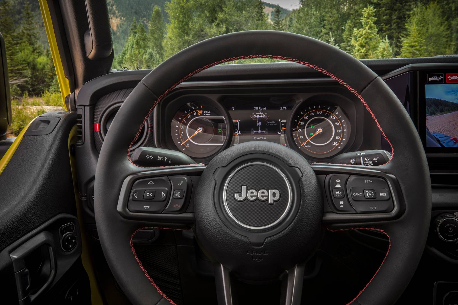 2024 Jeep Gladiator interior G