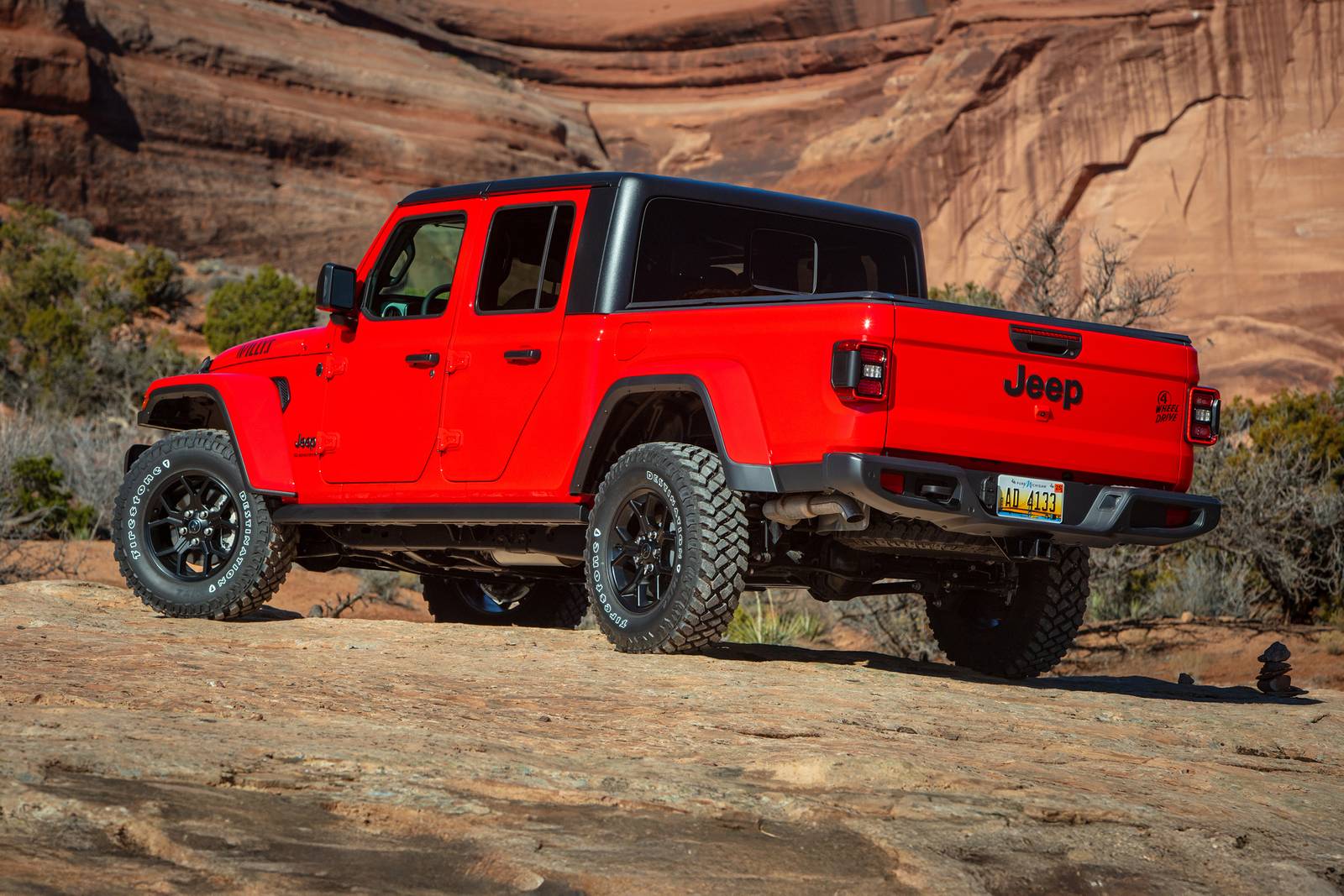 2024 Jeep Gladiator exterior FQ