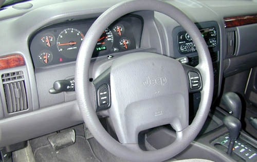2000 Jeep Grand Cherokee interior D