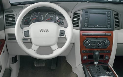 2006 Jeep Grand Cherokee interior D