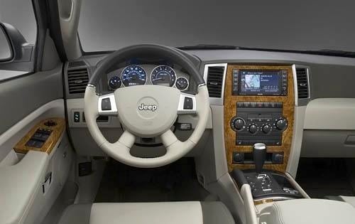 2009 Jeep Grand Cherokee interior D
