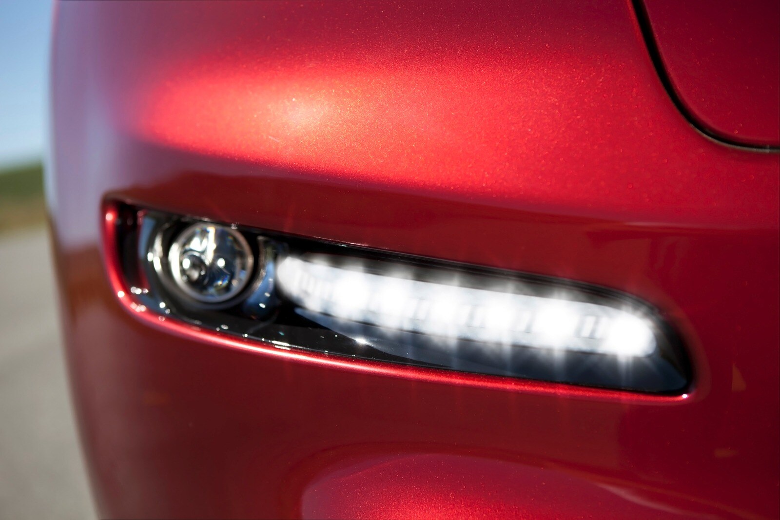 2013 Jeep Grand Cherokee exterior EDETAIL