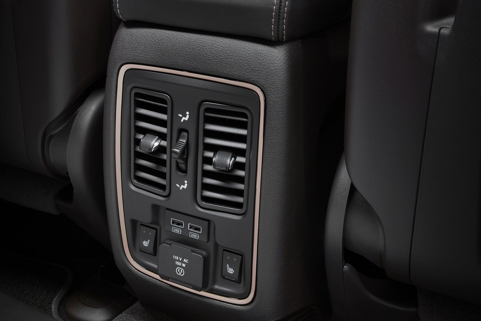 2015 Jeep Grand Cherokee interior DETAIL