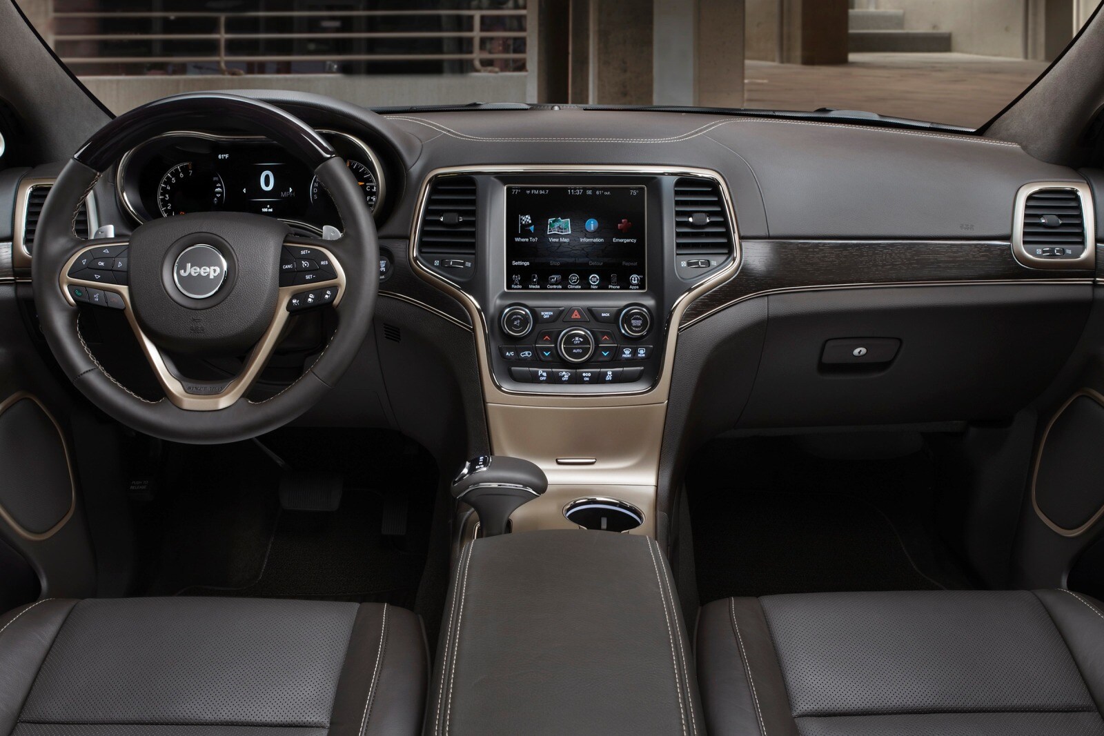 2015 Jeep Grand Cherokee interior D
