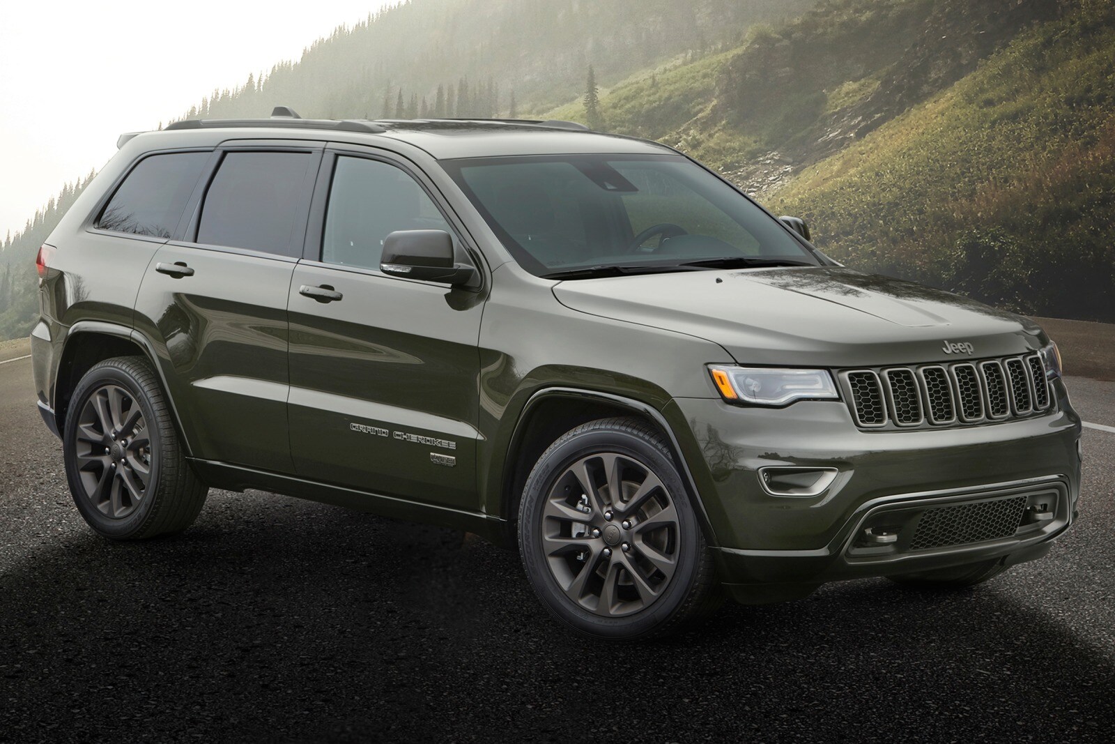 2016 Jeep Grand Cherokee 75th Anniversary 4dr SUV Exterior Shown
