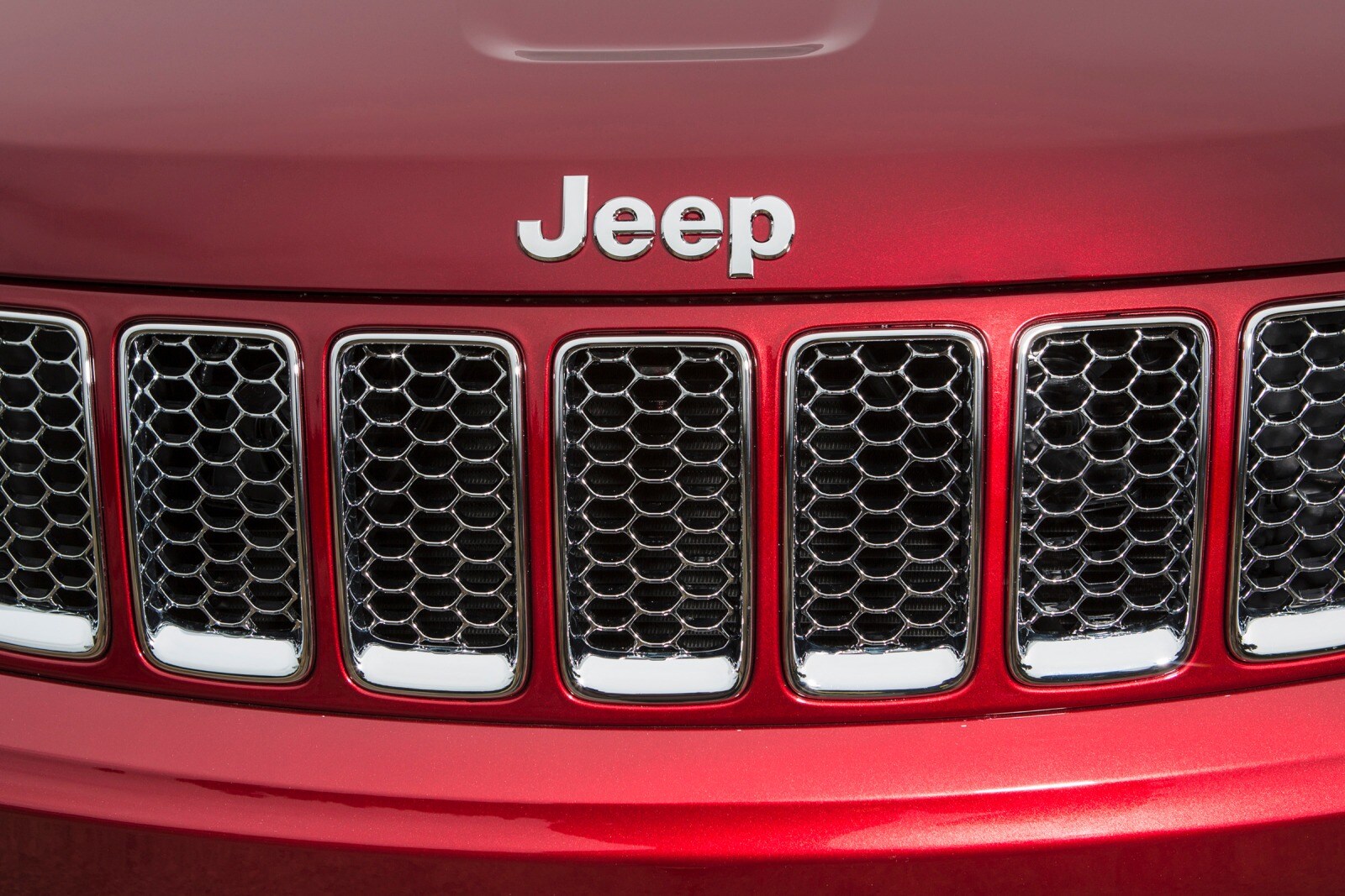 2016 Jeep Grand Cherokee — OEM photo 3