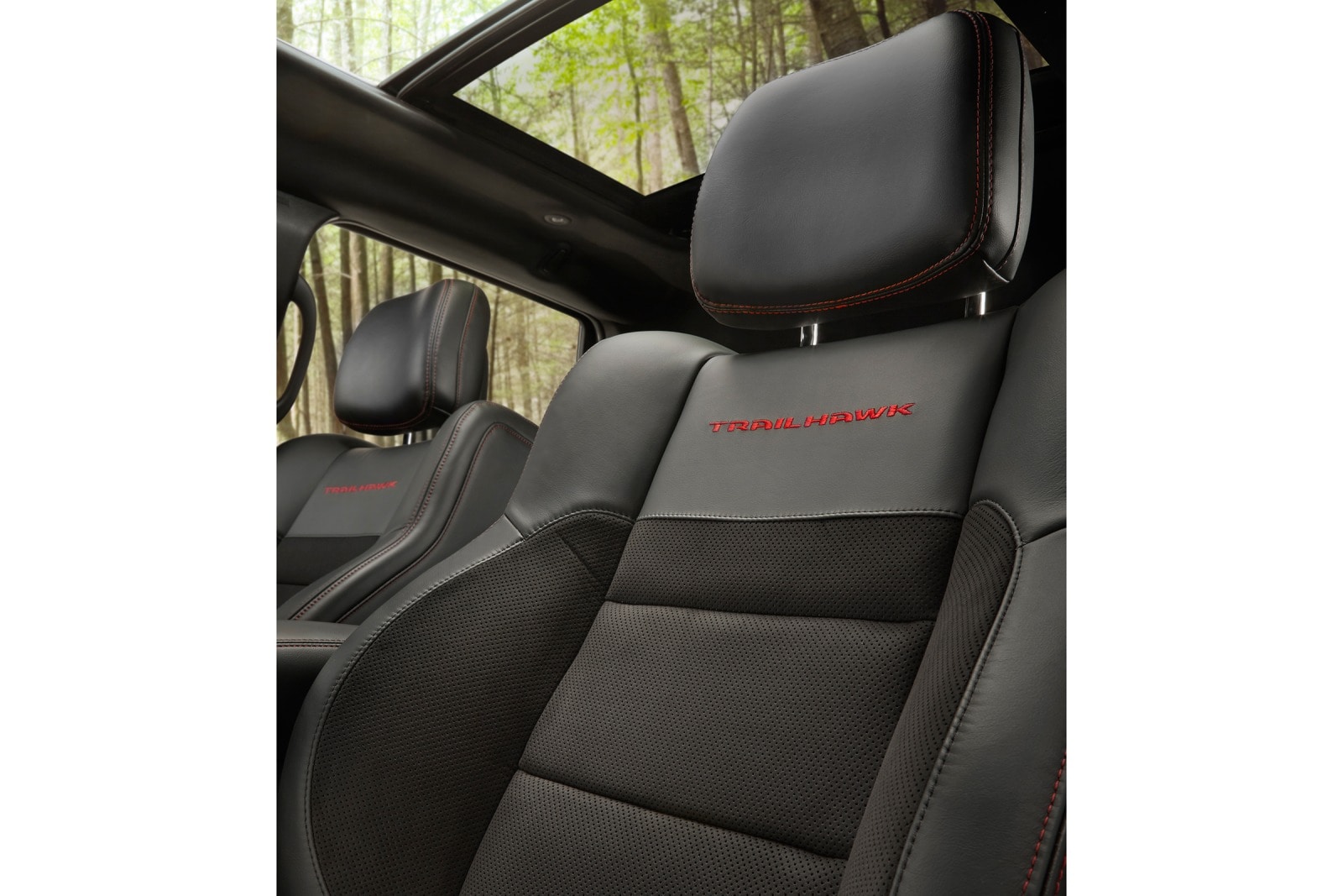 2017 Jeep Grand Cherokee interior DETAIL