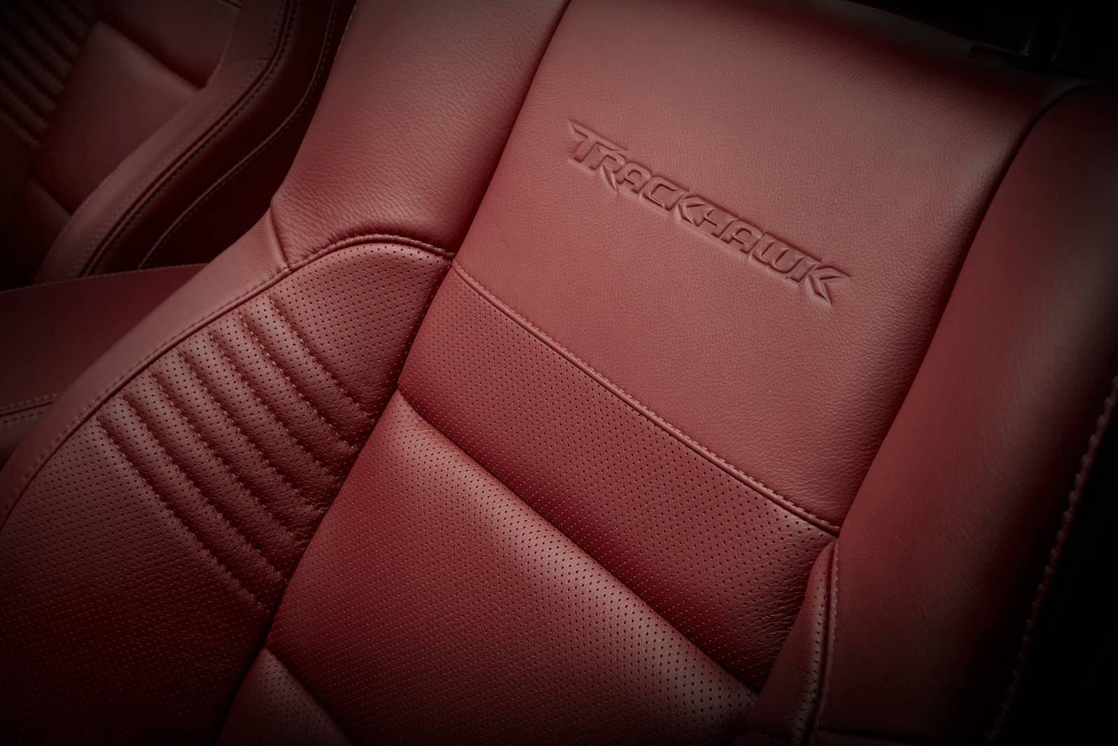 2021 Jeep Grand Cherokee interior DETAIL