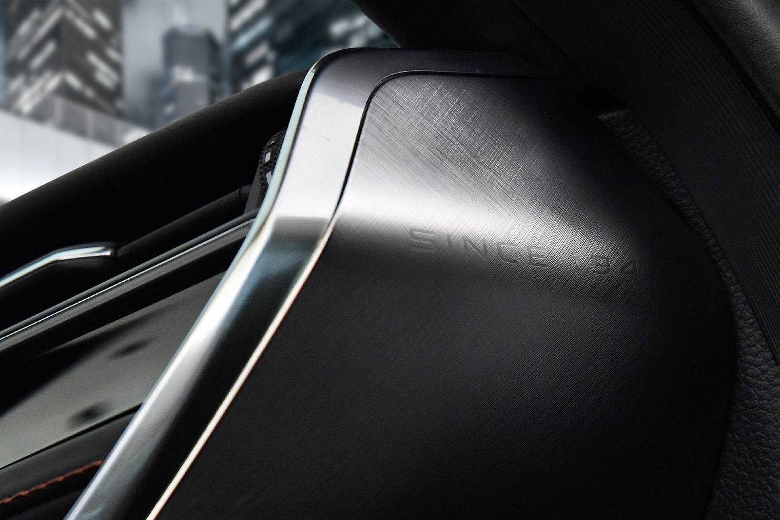 2022 Jeep Grand Cherokee interior DETAIL